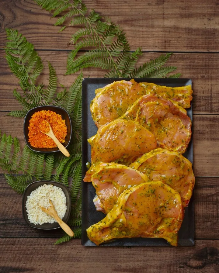 Côte de porc marinée thym-citron ou miel-figue